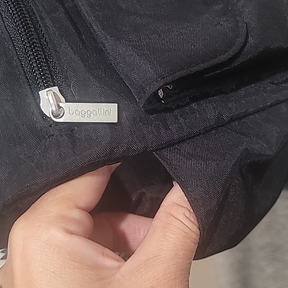 🖤 BAGGALLINI EVERYPLACE CROSSBODY BAG. - Picture 6 of 9